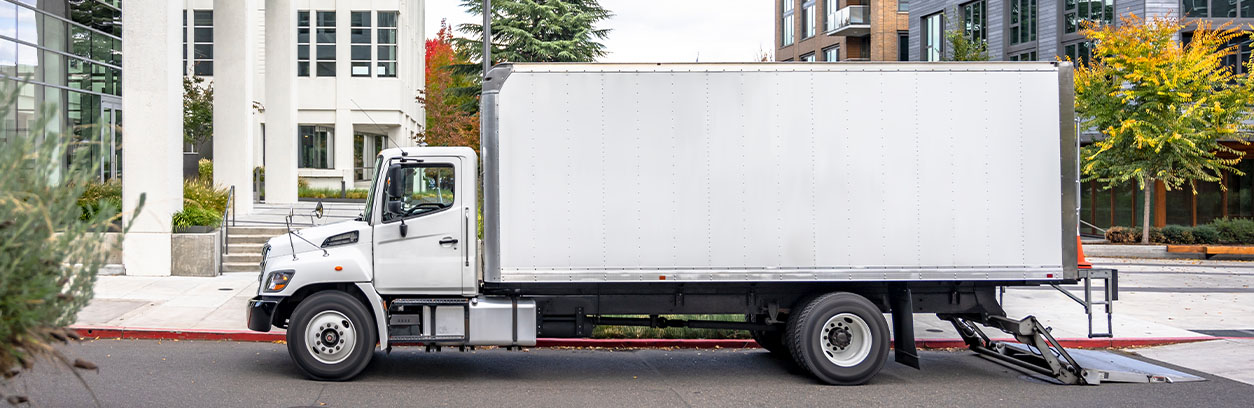 Expedited and Hot Shot Box Truck Freight Brokers
